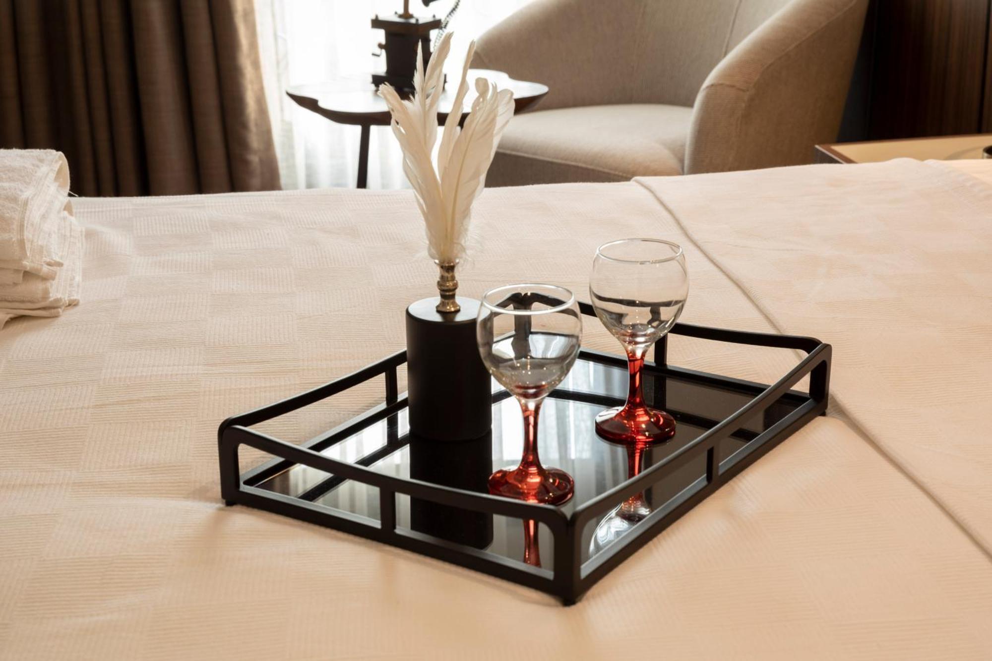 Monalisa Hotels 쿠사다시 외부 사진