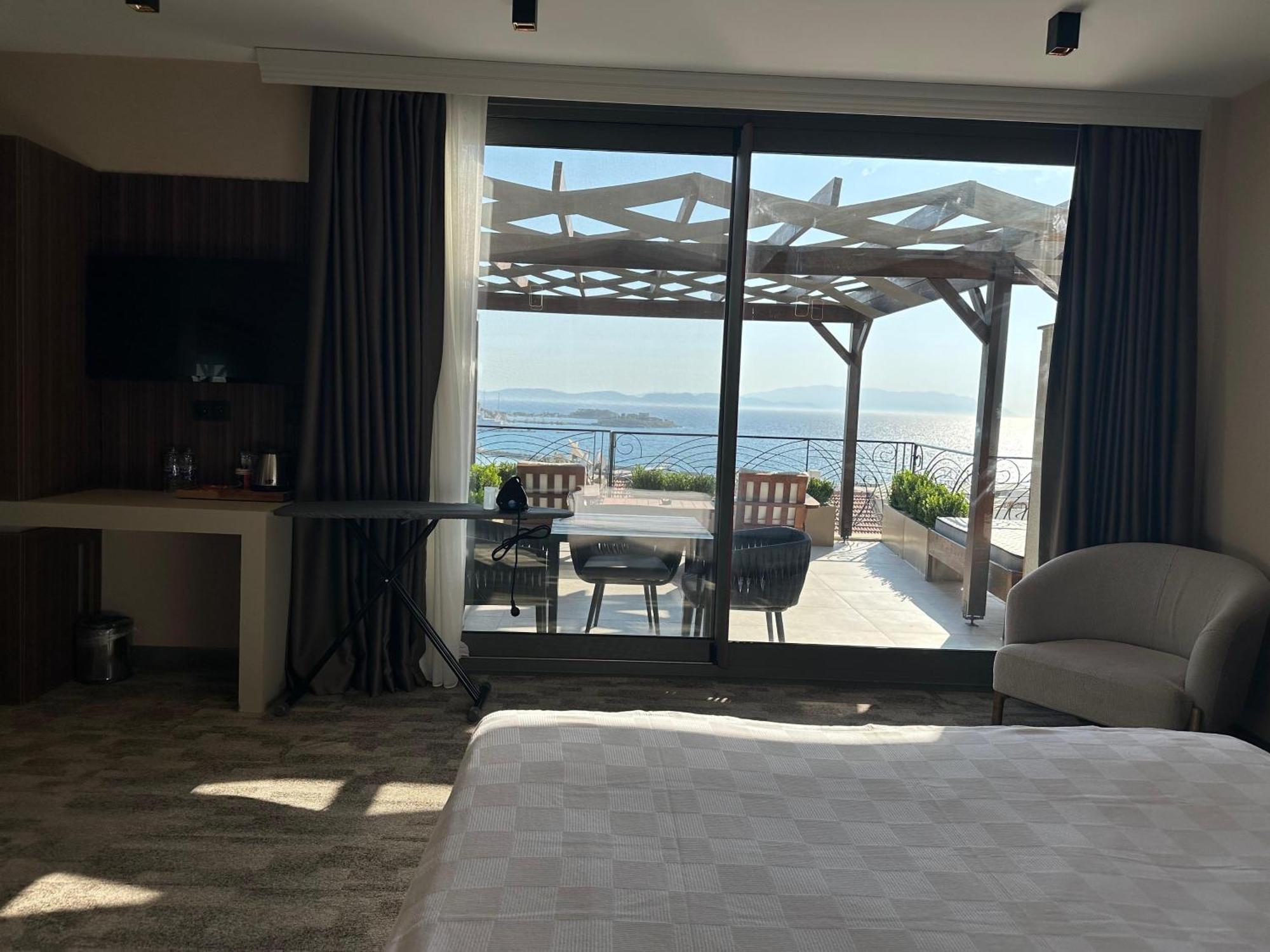 Monalisa Hotels 쿠사다시 외부 사진