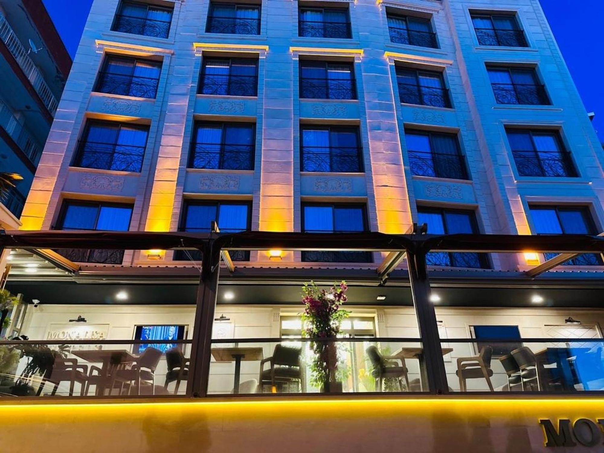 Monalisa Hotels 쿠사다시 외부 사진
