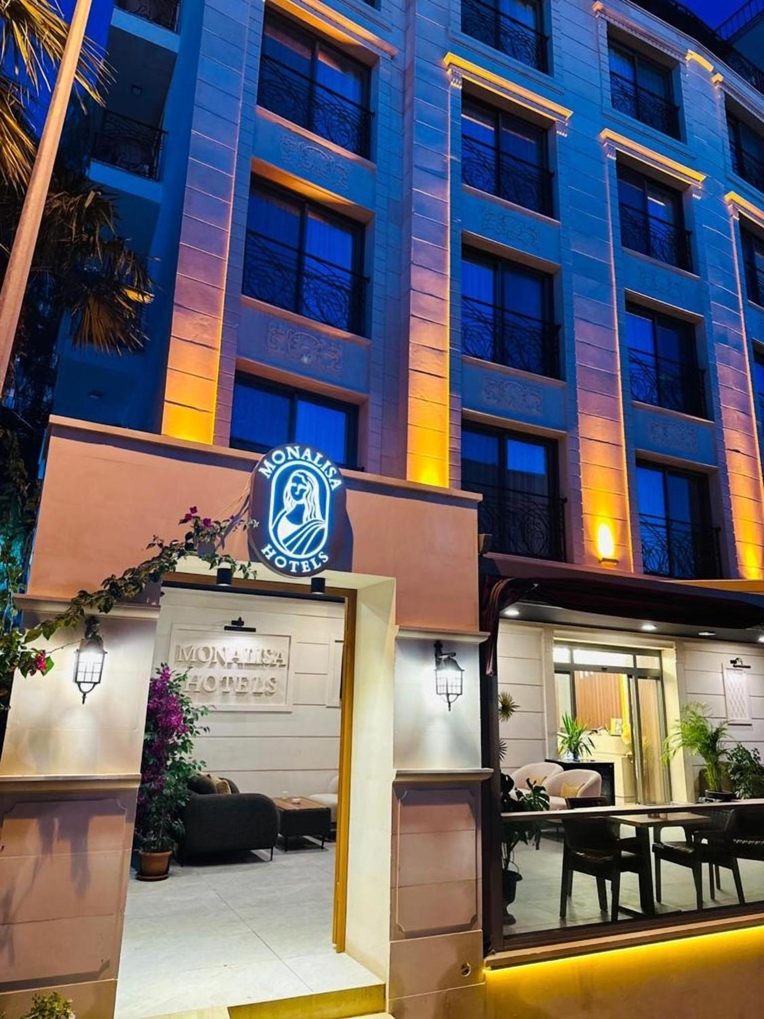 Monalisa Hotels 쿠사다시 외부 사진
